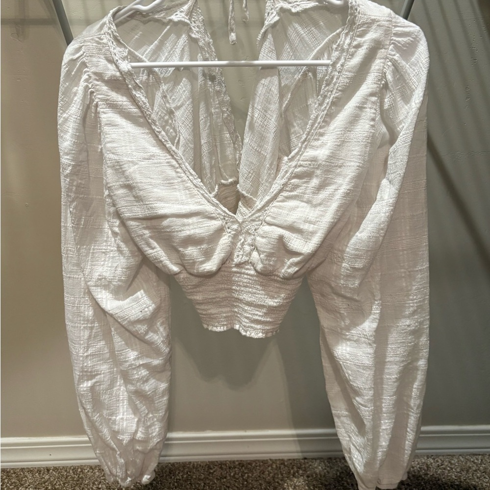 Aeropostale White Long Sleeve Lacy V-Neck Crop Top